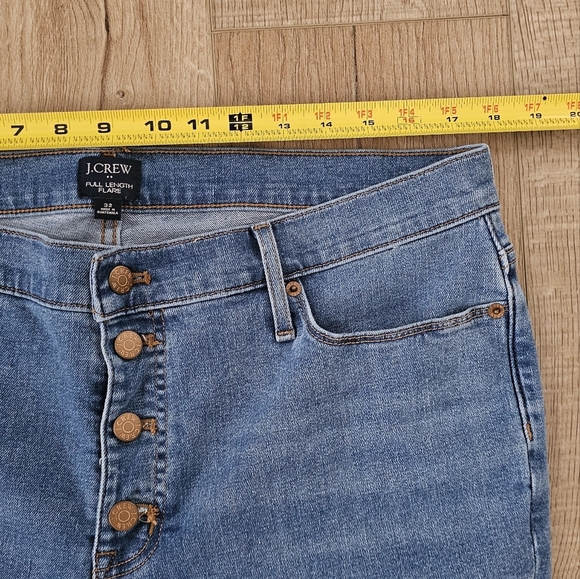 J. Crew Full Length Flare Jeans Size 32 - Picture 7 of 8